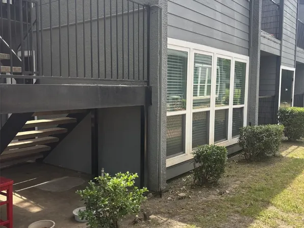 9696 Walnut St APT 803, Dallas, TX 75243