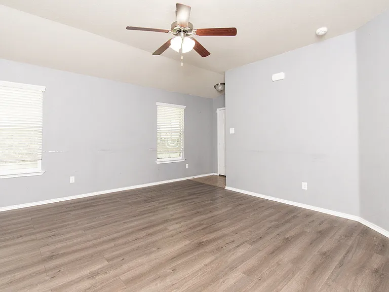 9516 Fratelli Ct — Photo 4