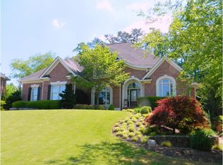 5425 Buck Hollow Dr, Alpharetta, GA 30005