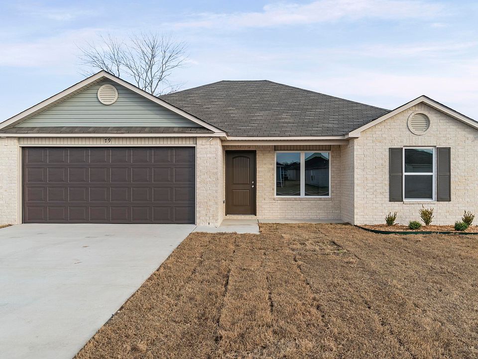 1st image of 79 Farmhouse Cir