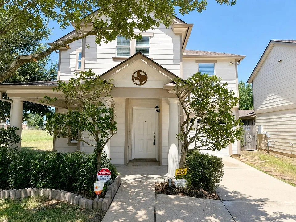 19319 Bold River Rd