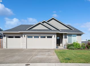 4722 Royal Dr, Albany, OR 97321