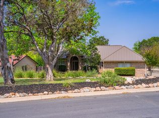 102 Spring Mill Dr, Kerrville, TX 78028