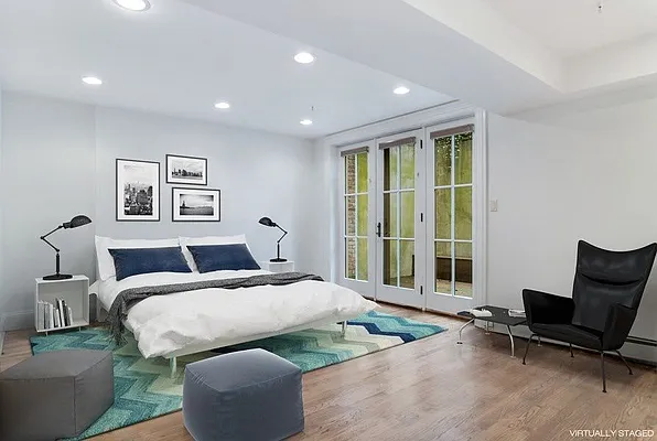 Sold by Compass | media 19