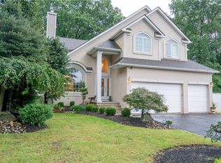 161 Martin Dr, South Plainfield, NJ