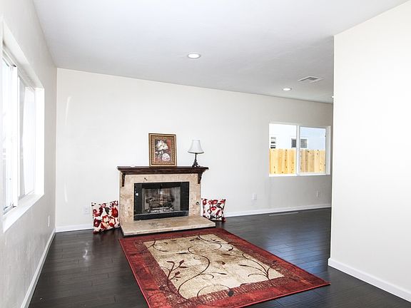 4th image of 4190 Wilson Ave