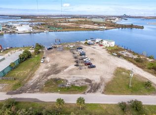 316 Marina Rd, Chalmette, LA 70043