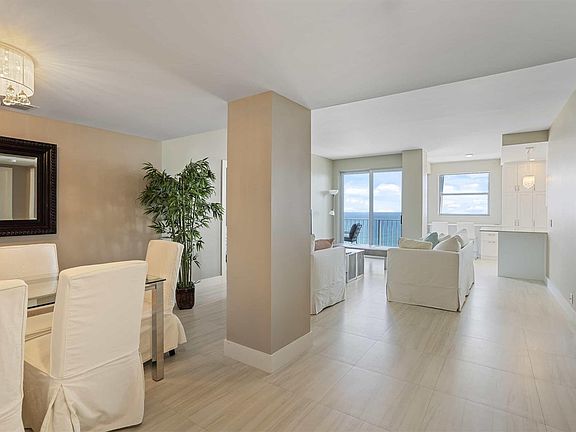 4th image of 1010 S Ocean Boulevard #PH2