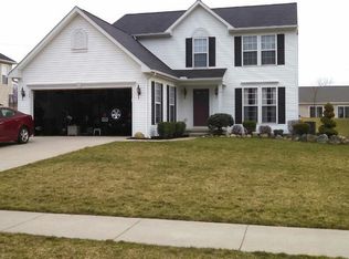 964 Sanctuary View Dr, Kent, OH 44240