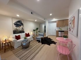 627 Valley Rd