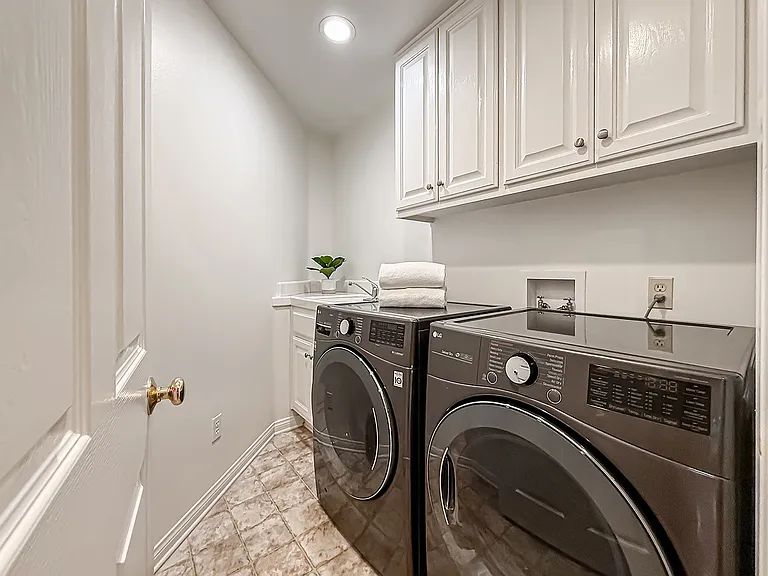5750 Ingram Pl — Photo 36