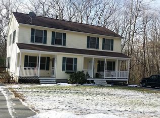 28 Lone Ln #A, Groton, MA 01450