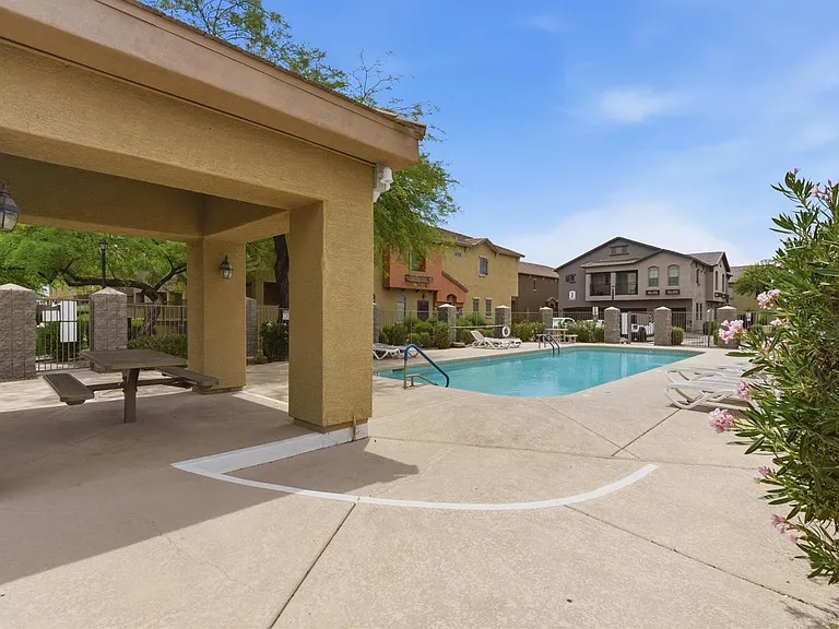 2250 E Deer Valley Rd #106 — Photo 21