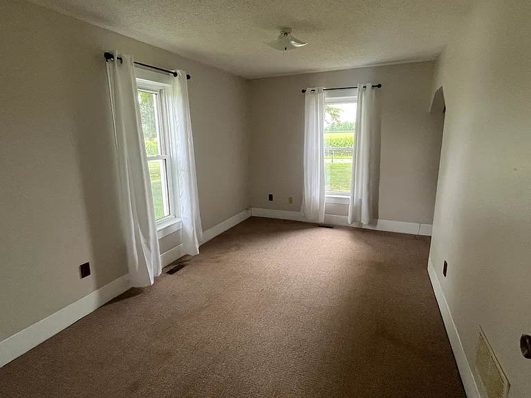 15822 Sand Ridge Rd — Photo 16