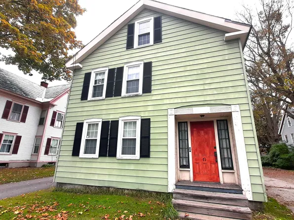 71 Atkinson Street, Rockingham, VT 05010