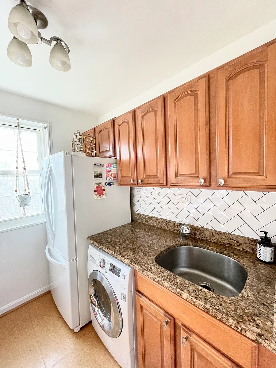 Building Photo - 4314 N Pershing Dr