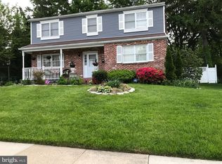 454 Brookfield Rd, Drexel Hill, PA 19026