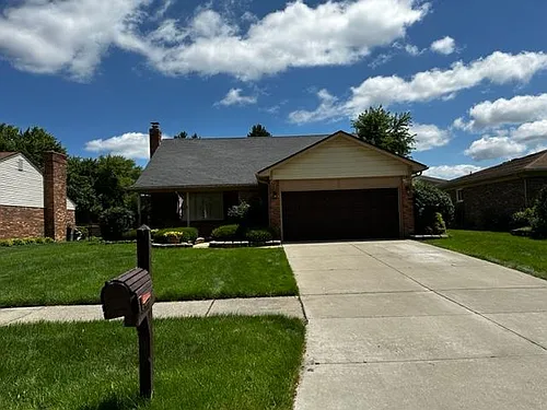 7356 Hedgerow Ct Photo 1