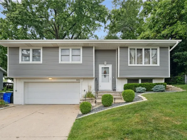 1654 19th St NW, Cedar Rapids, IA 52405