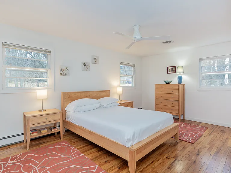 Gardiners Bay Dr — Photo 10