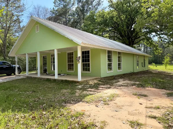 121 Stonewall Jackson Dr, Zwolle, LA 71486