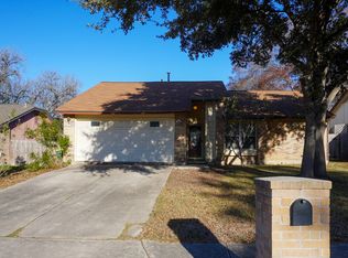 189 Meadowland, Universal City, TX 78148