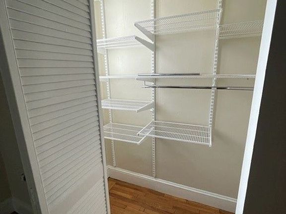 3rd image of 3460 Sacramento St APT 1