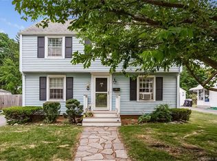 18 Courtland St, Manchester, CT 06040