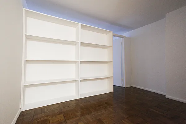 Rented by Metropolitan Property Group | media 5