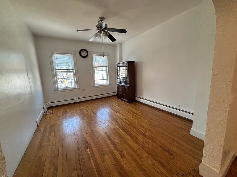 1080-1082 N Shore Rd #2 — Photo 16