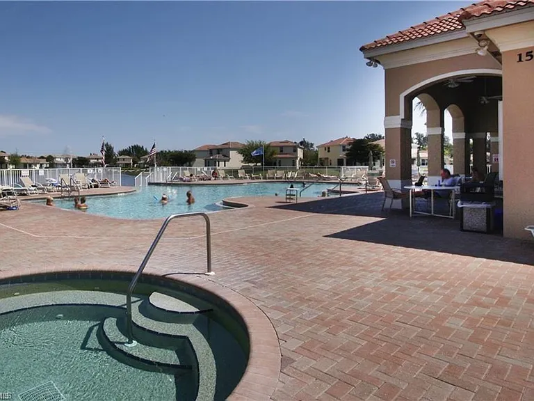 8995 Spring Mountain Way — Photo 21