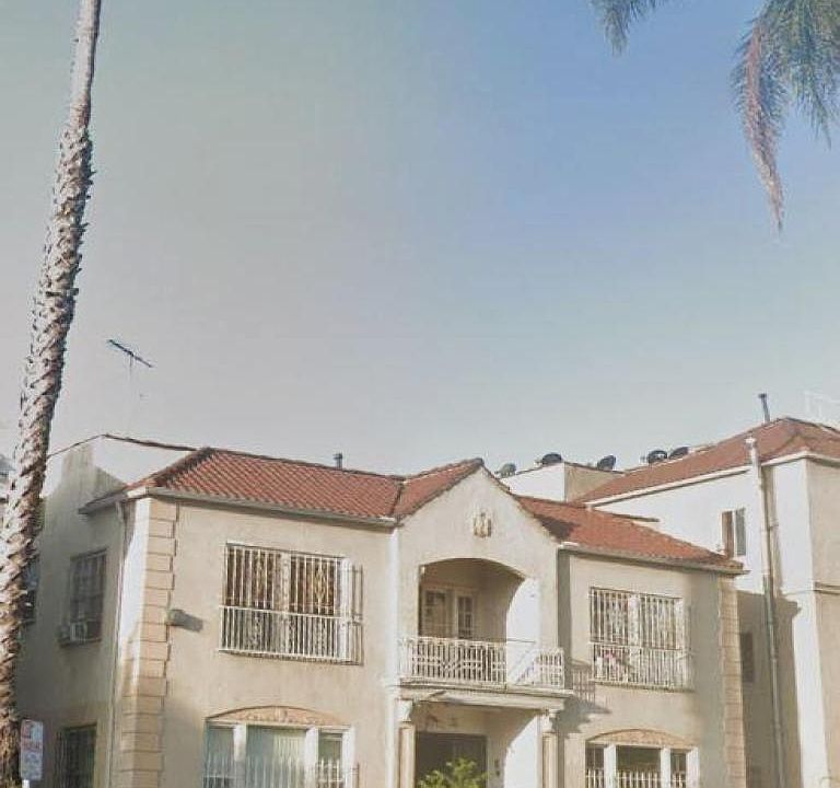 1st image of 4156 Rosewood Ave #16