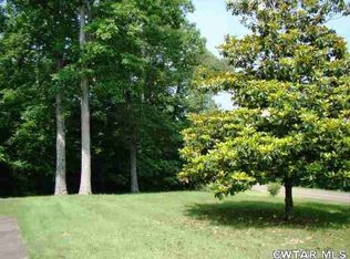 140 Pleasant Hill Rd, Hollow Rock, TN 38342