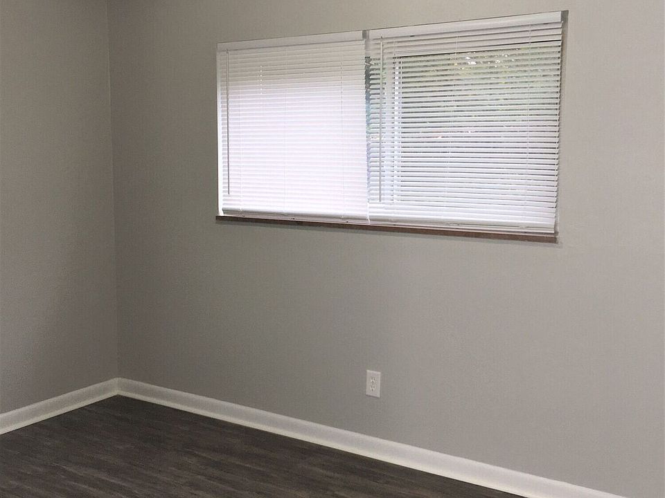 1st image of 1501 Washington Pike #17