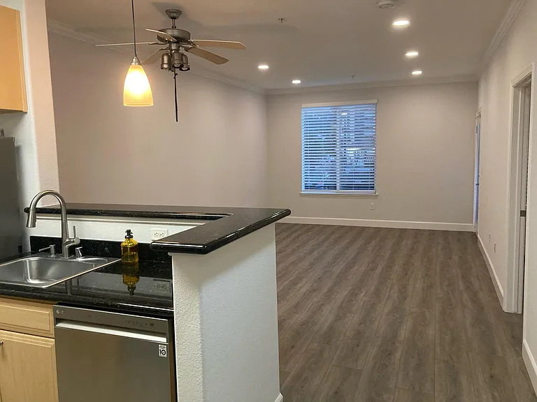 801 S Winchester Blvd #2100 — Photo 9