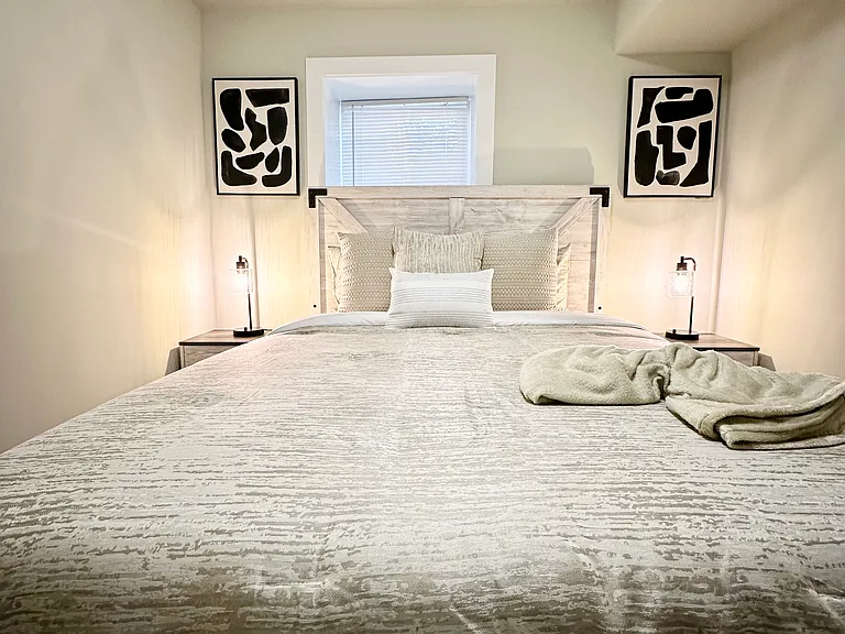 2837 W Lexington St #1R — Photo 11