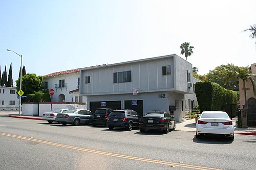 1162 N Gardner St #3 Photo 1