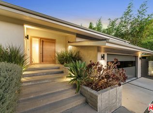 8400 Edwin Dr, Los Angeles, CA 90046