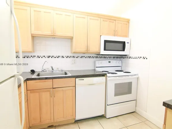 1801 S Treasure Dr APT 228, North Bay Village, FL 33141