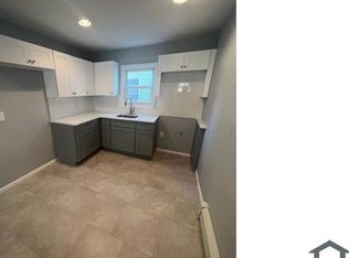 204 22nd St #13, Irvington, NJ 07111