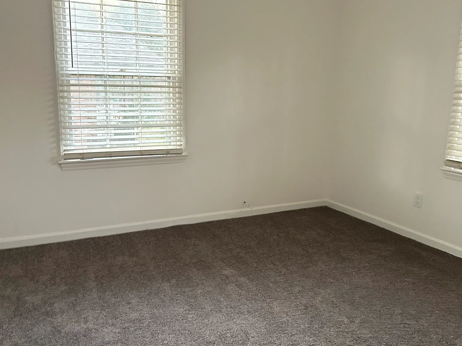 2 bed, 836 sqft, $1,400 — Photo 4