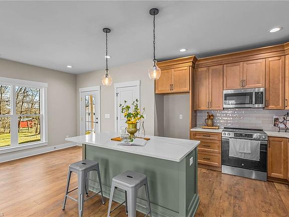 3rd image of 3427 Transou Rd