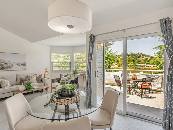 45 Mariners Cir, San Rafael, CA 94903