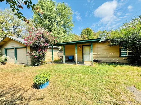 32081 E 689th Dr, Wagoner, OK 74467