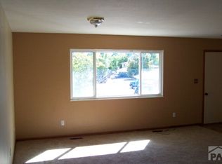 5 Aldrin Ct, Pueblo, CO 81001