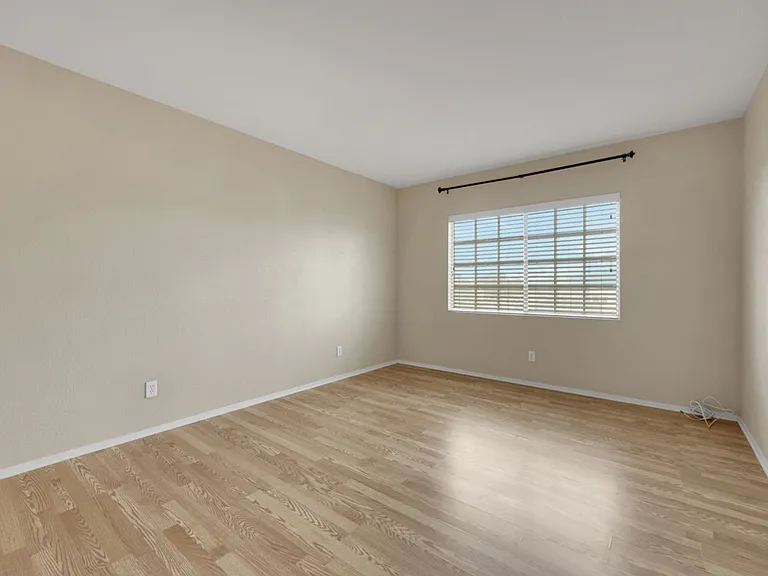 2600 Pebblegold Ave — Photo 15