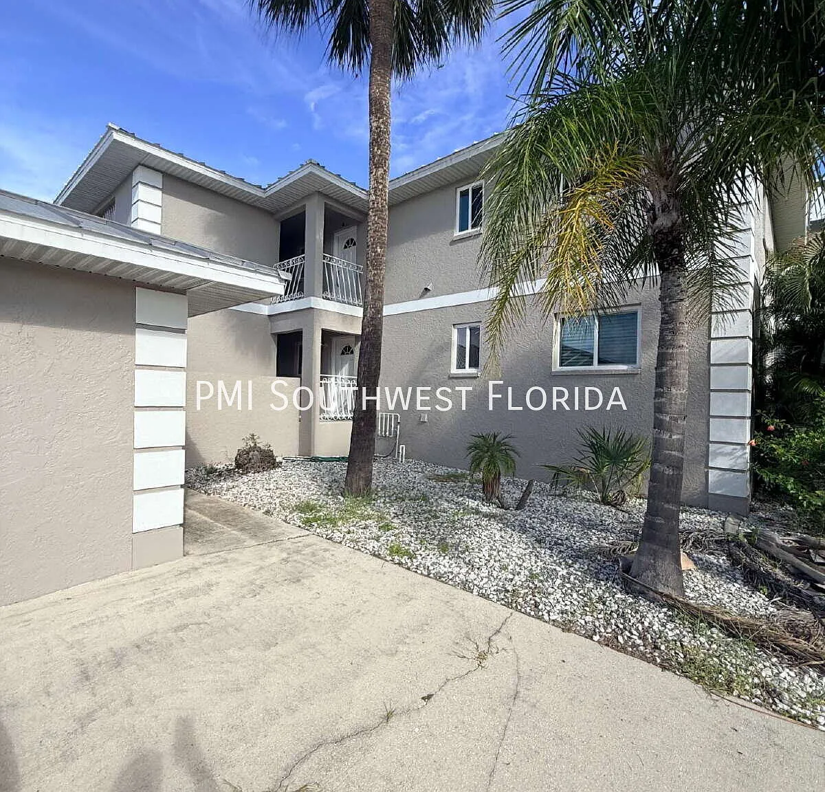 Beautiful 2 Bedroom, 2 Bath First-Floor Unit with Peace River Views and Carport — Photo 1