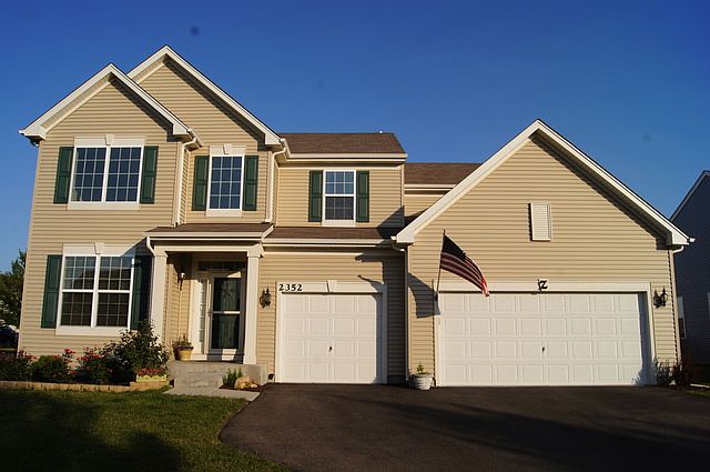 1st image of 2352 Mayfield Dr