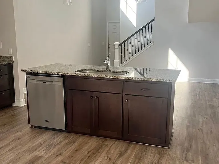 627 Fairview Cir — Photo 11