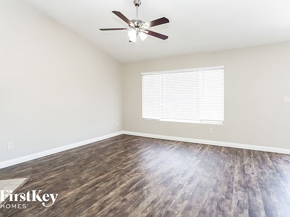 5th image of 6139 Dawn View Ln